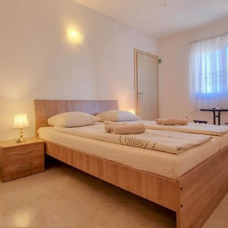 Lucijana Room Novigrad  Luaran gambar